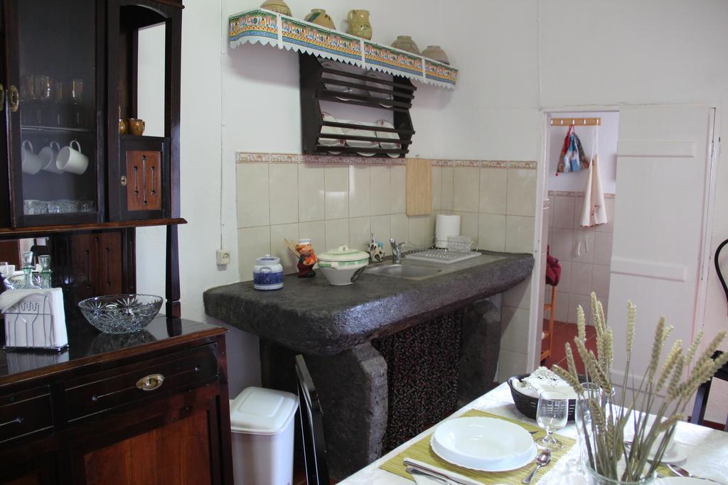 Casa Do Sr. Alberto Villa Praia da Vitoria Ngoại thất bức ảnh