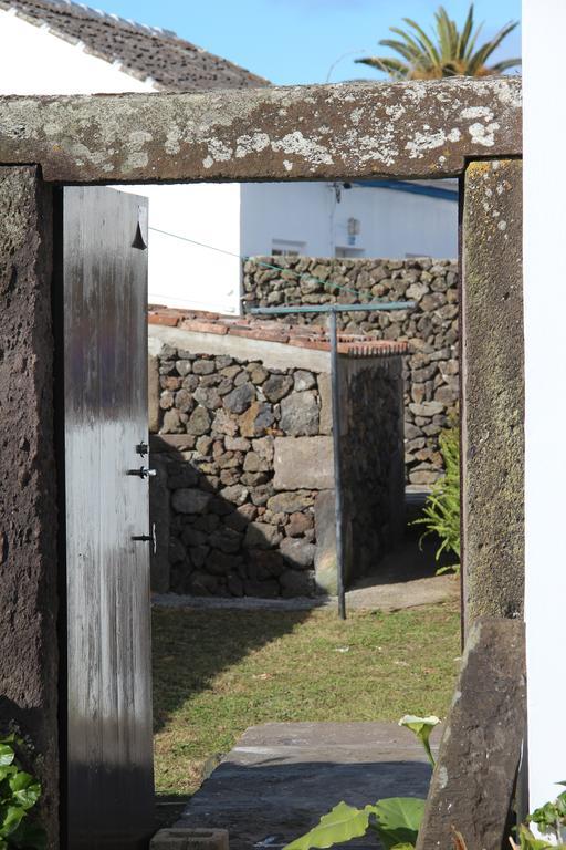 Casa Do Sr. Alberto Villa Praia da Vitoria Ngoại thất bức ảnh